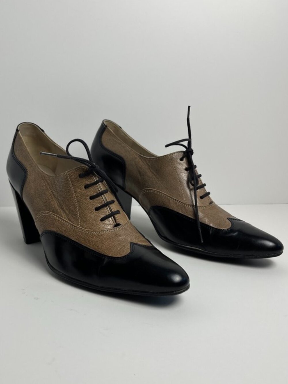 Robert Clergerie Paris Two Tone Oxford Heel Women's 8.5 Black Taupe France